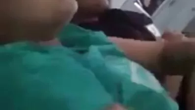 ঘনিষ্ঠতার সময় প্রস্রাব করা বিবাহিত দম্পতির ফেটিশ এবং অদ্ভুততা বাংলাদেশি নেকেড ভিডিও