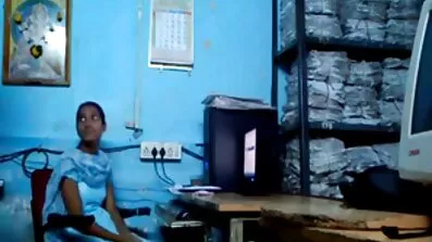 মলদ্বারের সাথে মিল্ফ ক্লোজ-আপ সানি লিওনের নেকেড ভিডিও পিওভি